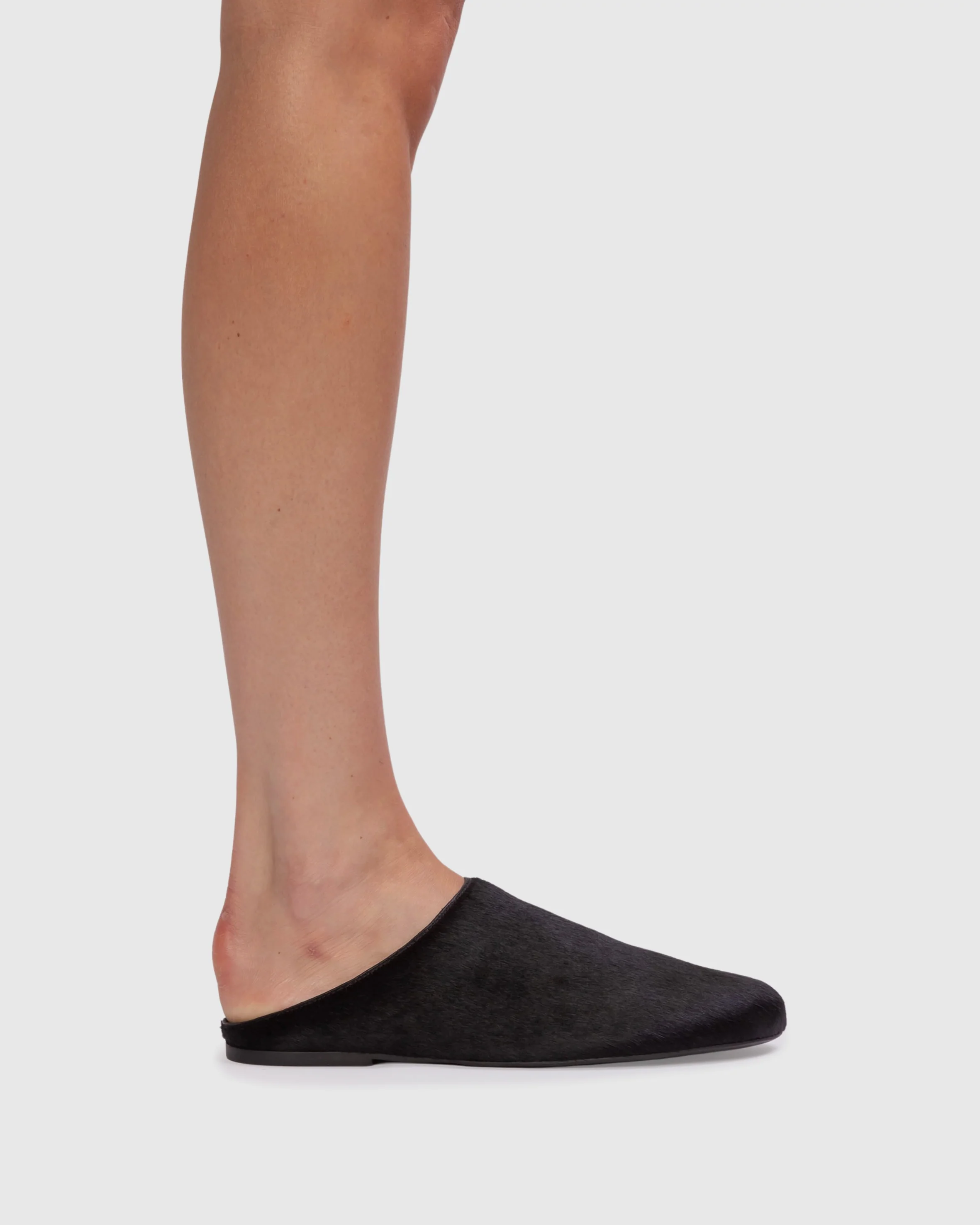 Arie Slipper - Image 2